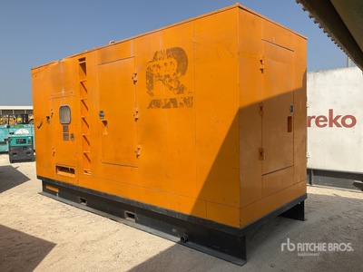 2013 Cummins C275D5 275 kVA Skid-Mounted Generator Set