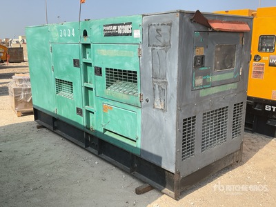 2015 Cummins UGY300CS 300 kVA Skid-Mounted Generator set