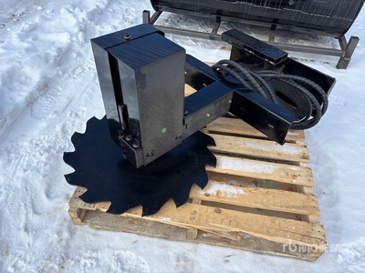 2026 GIYI GY-MTS51 28 in Mini Skid Steer Tree Saw Accessorio per mini pala (Unused)