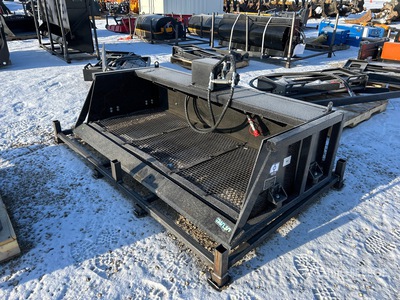 2026 GIYI GY-VB79 74 in Skid Steer Vibrating Bucket ملحقات معدة الحمل الصغيرة المجنزرة المتنوعة (Unused)