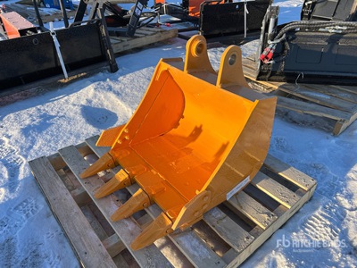 2026 GIYI GY-BK 24 in Digging CAT Excavator Bucket - Fits 305 (Unused)