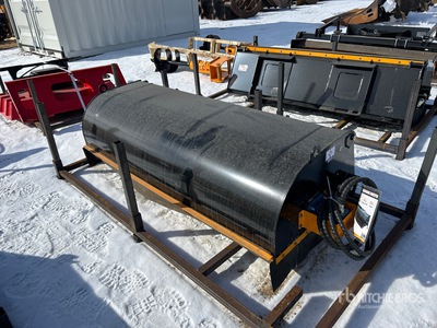 2026 GIYI GY-BS72 72 in Closed Skid Steer Sweeper (Unused)