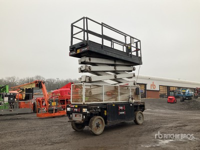 2002 Liftlux SL153-12 Electric Scissor Lift