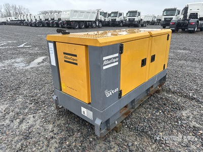 2011 Atlas Copco QAS40 40 kVA Skid-Mounted Generador