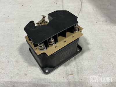 Leach 70550-02027-104 Magnetic Contactor