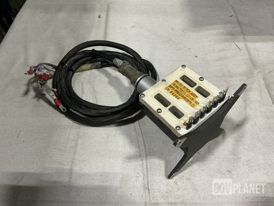 Moog AW2876-2 Brush Block Assembly