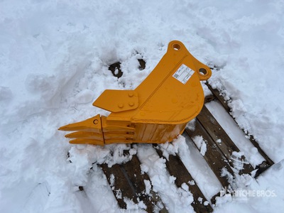2026 GIYI GY-BK 12 in Excavator Bucket - Fits Cat 303 (Unused)