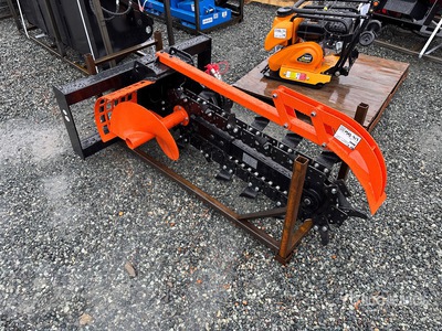 2025 GIYI GY-D39 39 in スキッドステア トレンチャー (Unused)