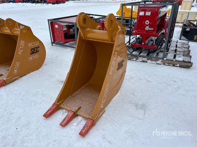 2025 SEC 24 in Digging Excavator Bucket - Fits PC200 (Unused)