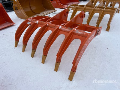 2025 SEC 66 in Excavator Rake - Fits Hitachi ZX270/EX230 (Unused)