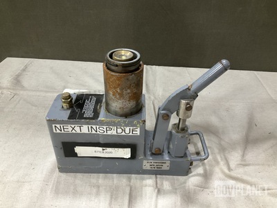 (4) Sunbelt Design & Development 53D22020 Aircraft Landing Gear Jacks