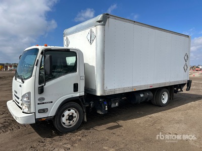 2018 Isuzu NPR 4x2 Van Truck