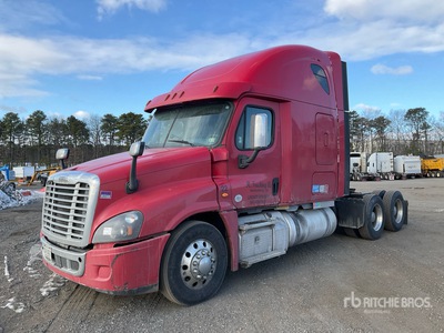 2018 Freightliner Cascadia 125 6x4 T/A Sleeper Truck Tractor