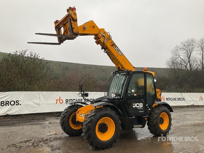 2019 JCB 535-95 رافع تليسكوبى