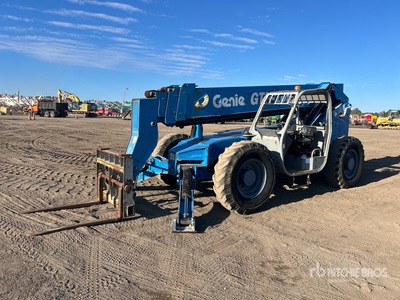 2013 Genie GTH-1056 Chariot élévateur télescopique