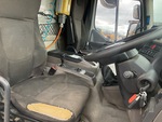 Cab with Seats/armrests