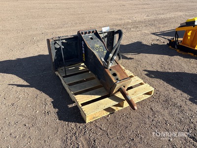 2022 Stanley MB5570SB 45.5 in Skid Steer Breaker