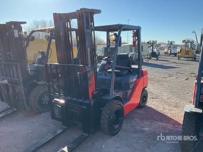 2019 Toyota 8FGU25 4500 lb Pneumatic Tire Wózek widłowy