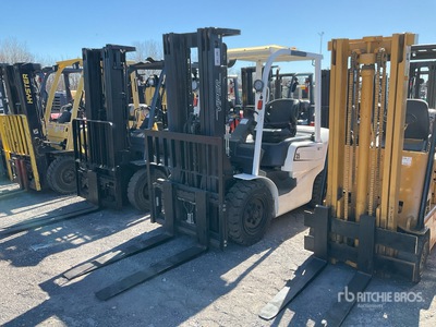 2022 Viper FD35X 5400 lb Pneumatic Tire Chariot Élévateur