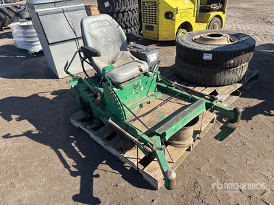 Bobcat ZT200 Zero-Turn Lawn Mower