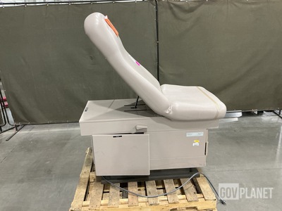 Midmark Ritter 307 Examination Table