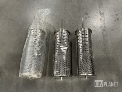 (3) Parker-Hannifin 21042 Fluid Filter Elements