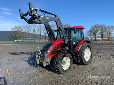 2023 Valtra A85 4WD Tractor (Unused)
