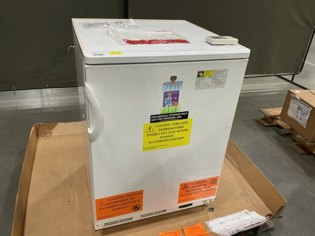 Summit VT65L Freezer Summit VT65L Freezer