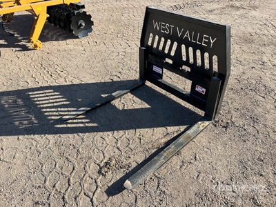 2026 Industrias America PF02M 48 in Skid Steer Forks (Unused)