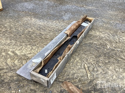 12469405 Vehicular Bumper