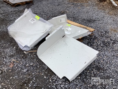 (3) Brighton Cromwell 27502412 Fenders