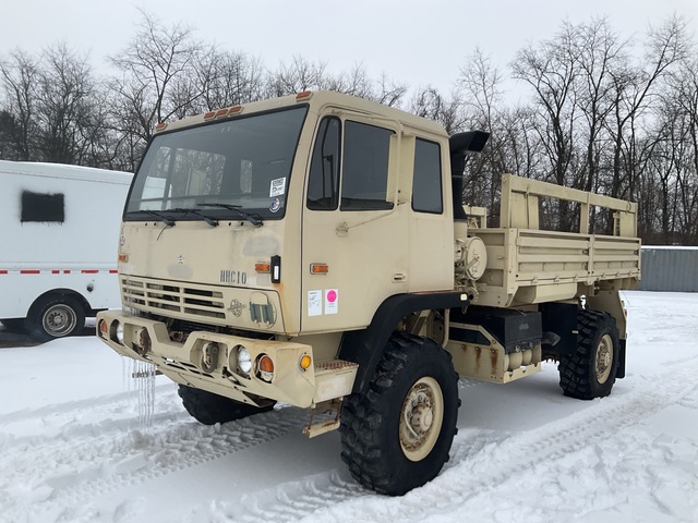 2002 Stewart & Stevenson M1078A1 LMTV 4x4 Cargo Truck