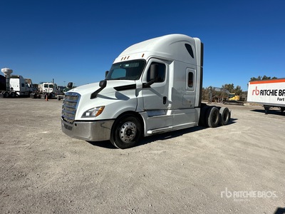 2020 Freightliner Cascadia 126 6x4 T/A Sleeper Truck Tractor