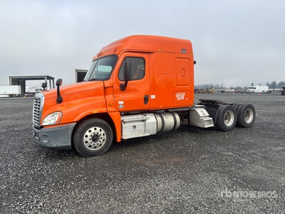 2014 Freightliner Cascadia 125 6x4 T/A Sleeper Truck Tractor