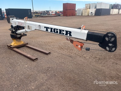 2009 Tiger 6541 Hydraulic Service Truck Crane