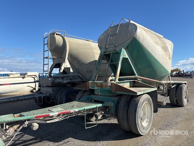 1966 Fruehauf T/A Spread Axle Pup Remorque Pneumatique Pour Materiaux En Vrac