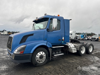 2007 Volvo VNL300 6x4 T/A Day Cab Truck Tractor
