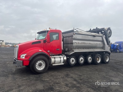 2016 Kenworth T880 14x4 Super 18 Five Axle Dump Truck