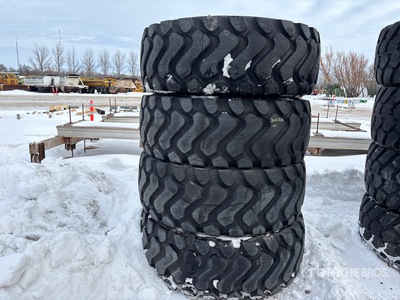 Quantity of Michelin XHA2 20.5R25 Tires