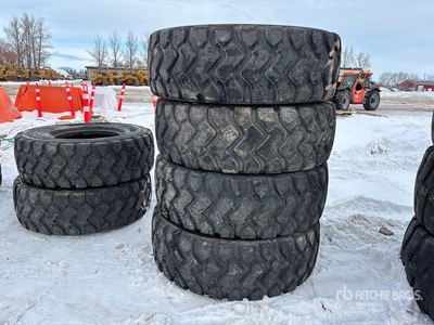 Quantity of (4) Camso 17.5R25 Tires