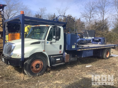 2007 International 4300 4x2 Flatbed Truck