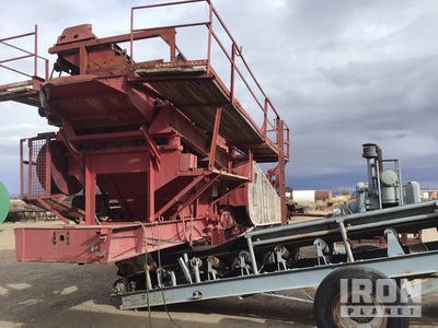 1948 Pioneer with General Motor engine Jaw Crusher