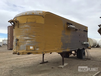 1962 Fruehauf 32 ft S/A مقطورة المولدات