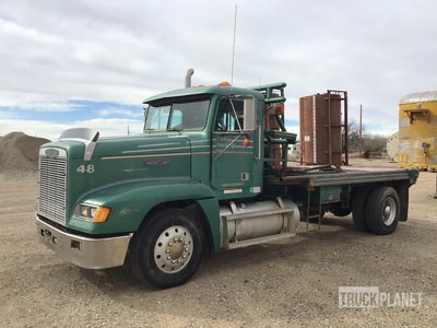 1989 Freightliner Columbia 120 4x2 Winch Truck