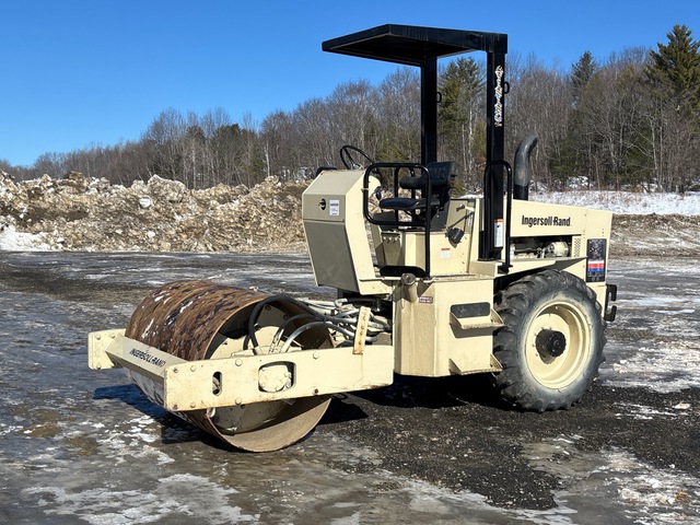 1997 Ingersoll Rand Smooth Drum Compactor 1997 Ingersoll Rand Smooth Drum Compactor