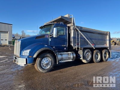 2018 Kenworth T880 8x4 Tri/A Dump Truck