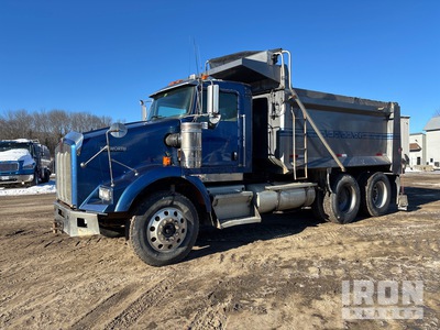 2004 Kenworth T800 6x4 T/A Camión dumper