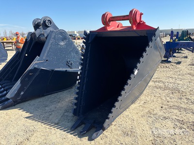 102 in V-Ditching Excavator Bucket - Fits Komatsu PC600