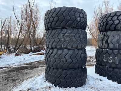 Quantity of (4) Michelin XAD 29.5x25 Tires