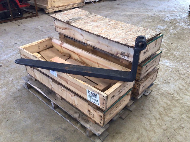 (5) CNH L101450 40-Inch Fork Lift Truck Forks